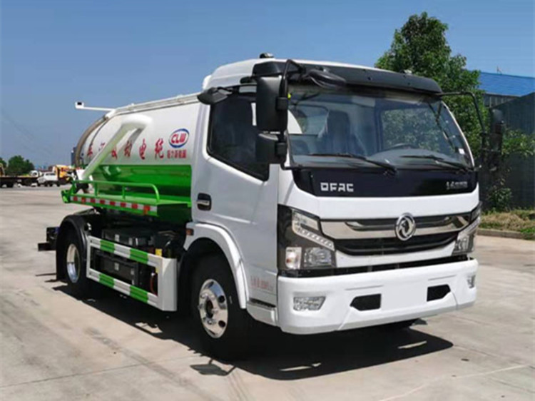 東風多利卡6方純電動吸污車