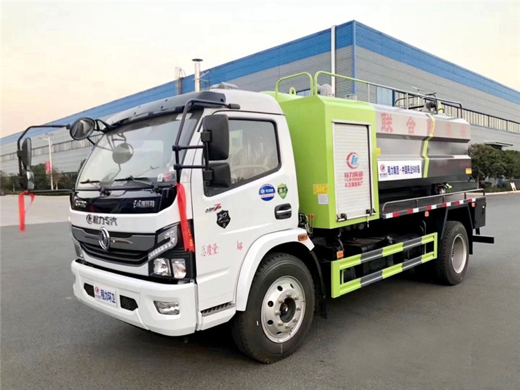 東風大多利卡7方污/3方水清洗吸污車